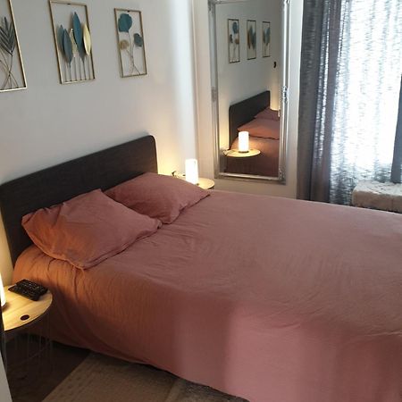 Apartament L'Hirondelle Pré-en-Pail Zewnętrze zdjęcie